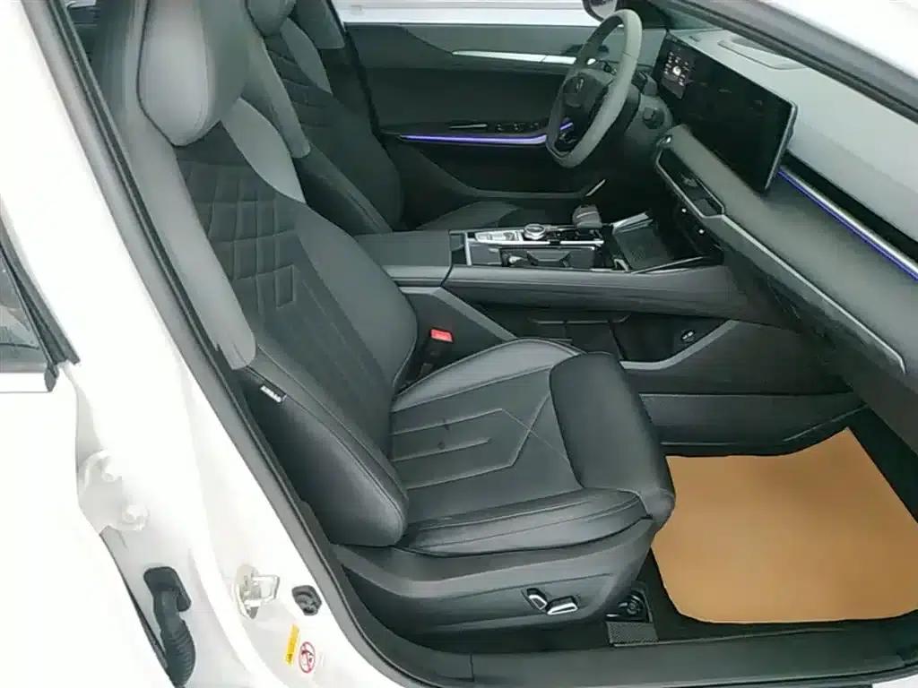 Ruicheng PLUS 2023 1.5T DCT Flagship Edition — миниатюра 25
