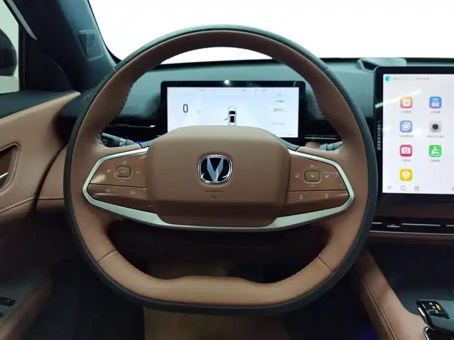 Changan UNI-Z New Energy 2024 Blue Whale Smart Electric iDD 125km Excellent Edition — миниатюра 15