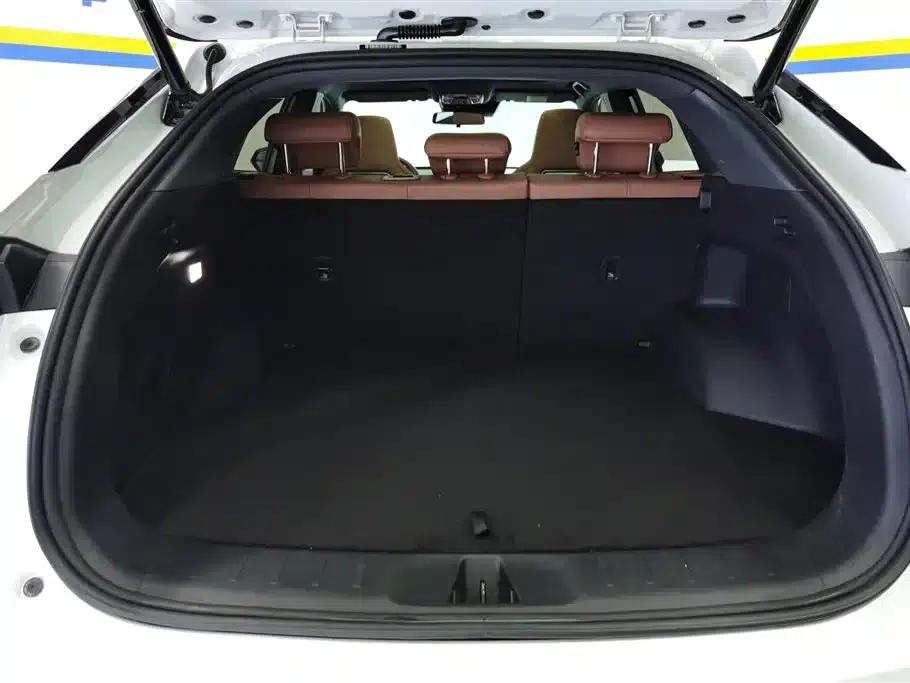 Changan UNI-Z New Energy 2024 Blue Whale Smart Electric iDD 125km Excellent Edition — миниатюра 4