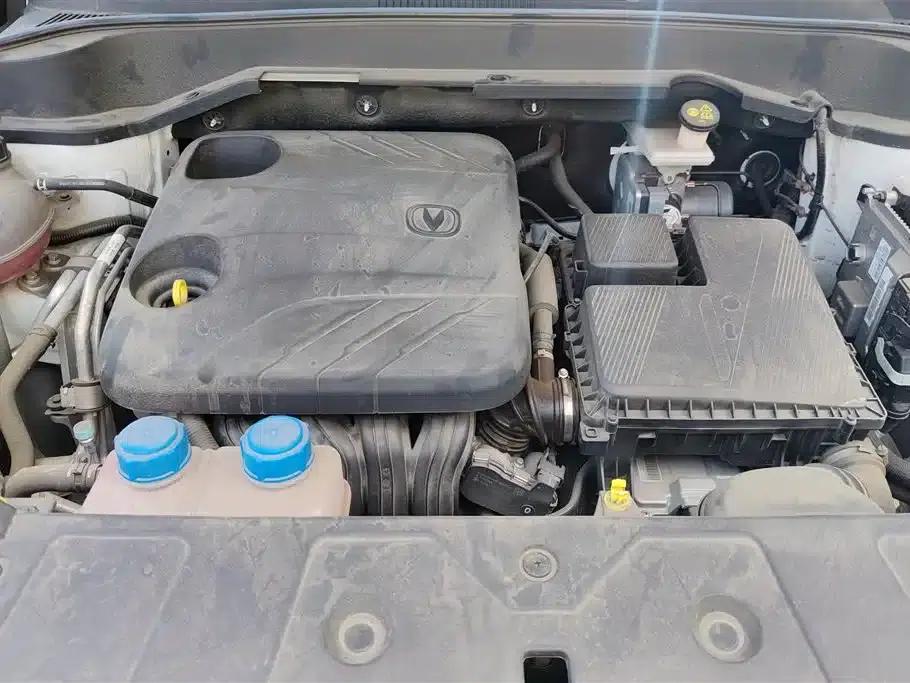 Changan UNI-Z New Energy 2024 Blue Whale Smart Electric iDD 125km Excellent Edition — миниатюра 10