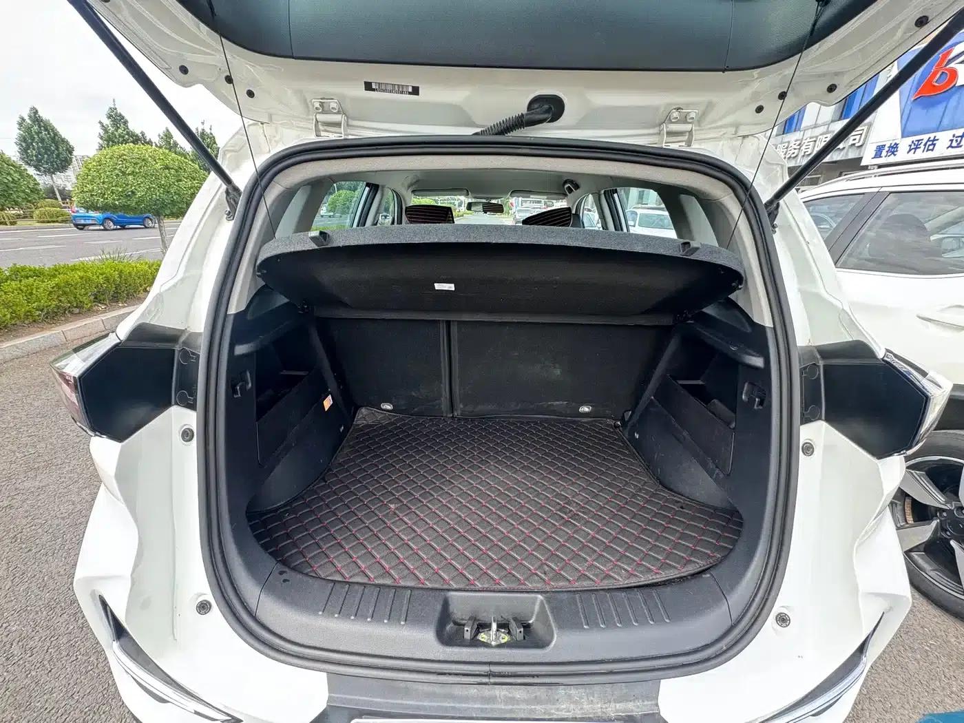 Changan CS15 2021 1.5L Manual Entry-level Model — миниатюра 11