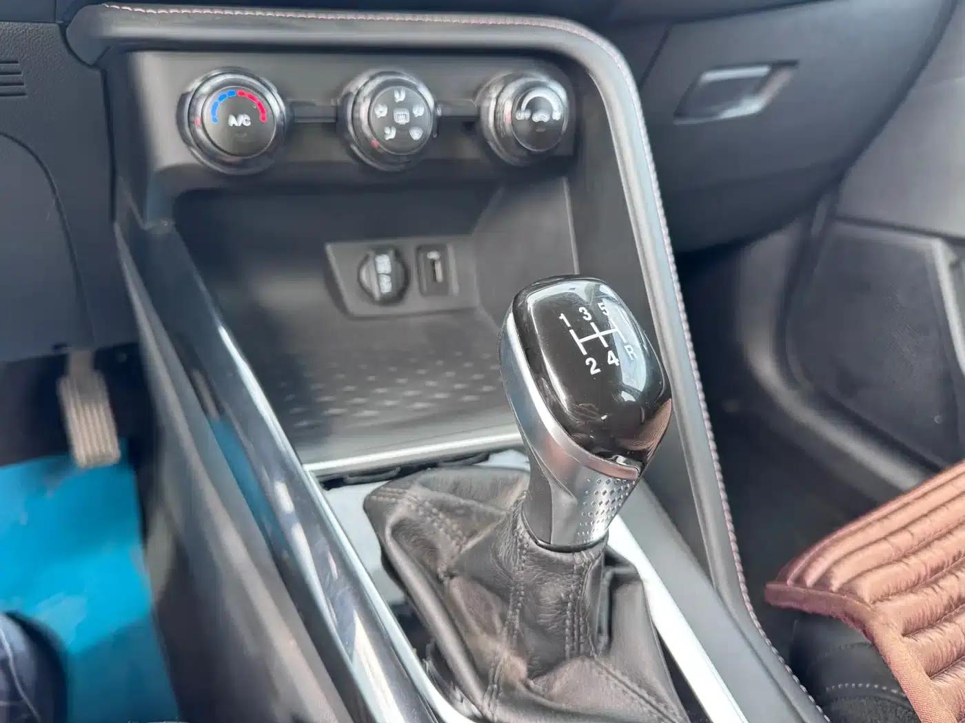 Changan CS15 2021 1.5L Manual Entry-level Model — миниатюра 6