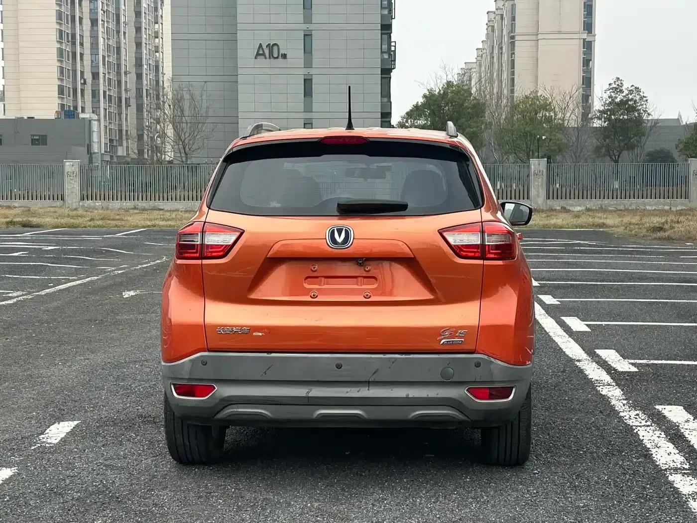 Changan CS15 2016 1.5L Manual Fashion Edition — миниатюра 8