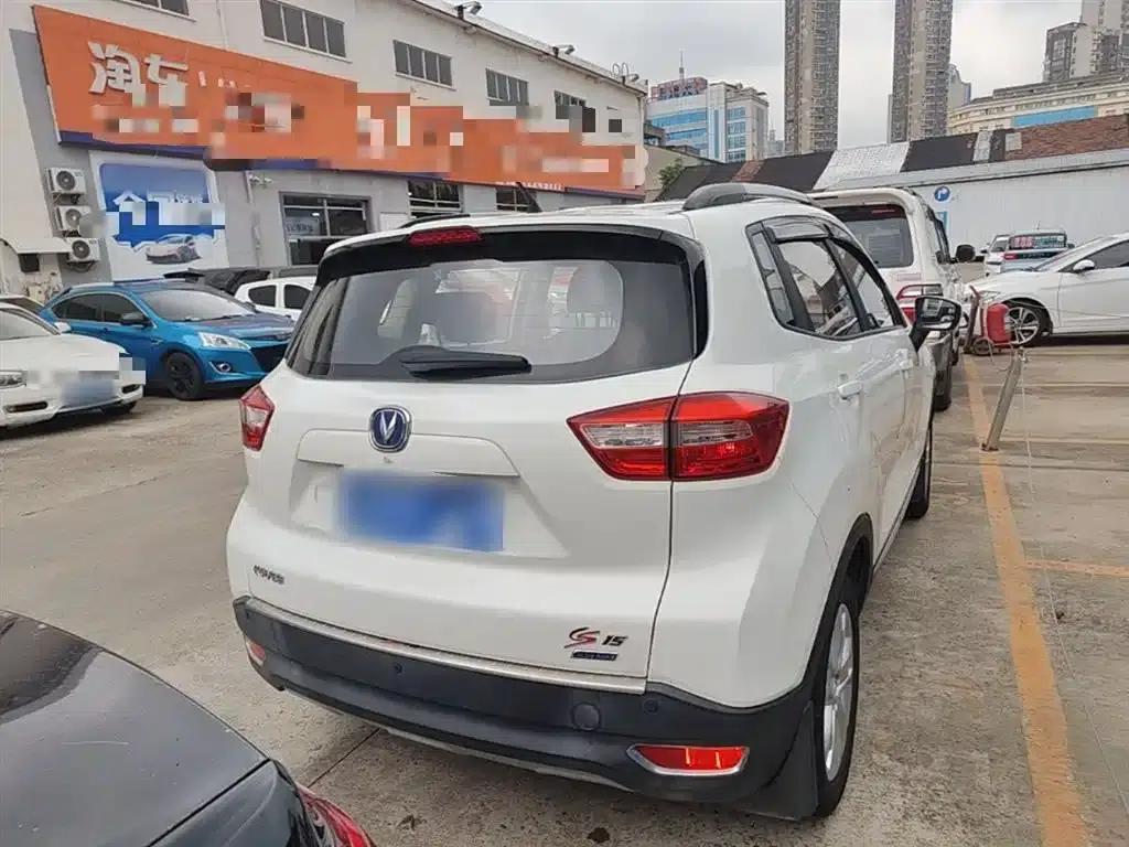 Changan CS15 2016 1.5L Manual Fashion Edition — миниатюра 4