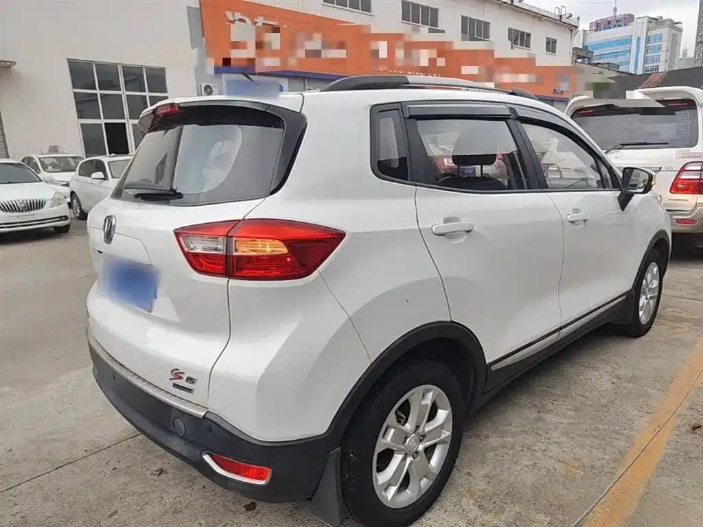 Changan CS15 2016 1.5L Manual Fashion Edition — миниатюра 5