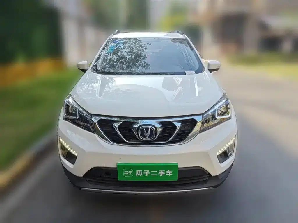 Changan CS15 2016 1.5L Manual Fashion Edition — миниатюра 3