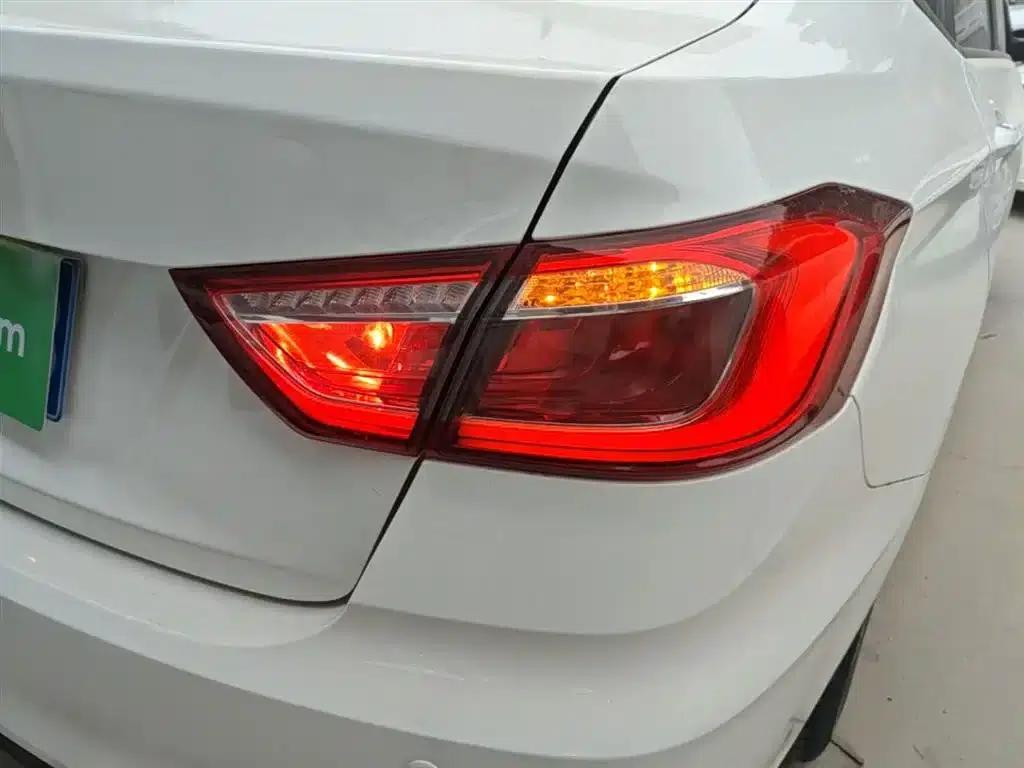 Changan Eado DT 2019 1.6L Manual Comfort Edition (China VI Emission Standard) — миниатюра 8
