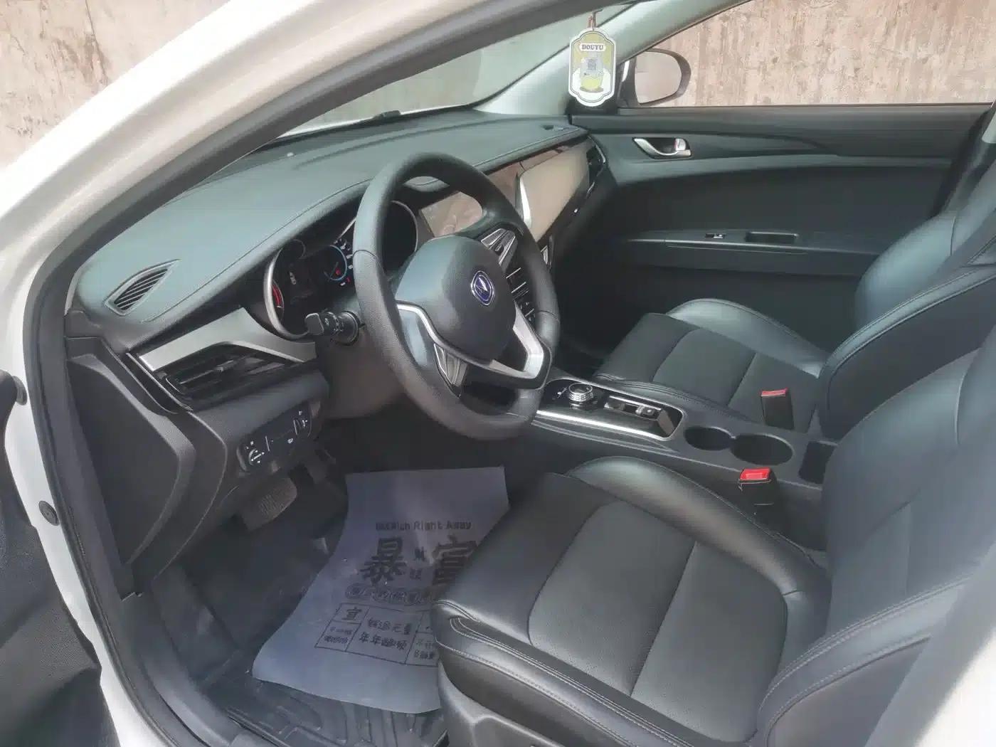 Changan Eado New Energy 2022 EV460 Smart Ride-Hailing Edition (Lithium Iron Phosphate) — миниатюра 10