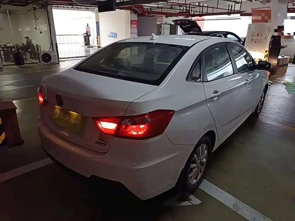 Yuexiang V7 2015 1.6L Manual Enjoyment Edition (National V Emission Standard) — миниатюра 7