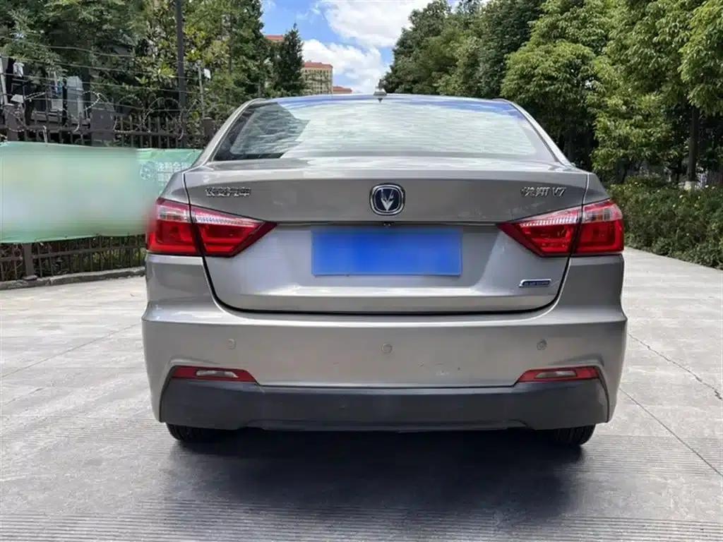 Yuexiang V7 2016 1.6L Manual Enjoyment Edition (National V Emission Standard) — миниатюра 11