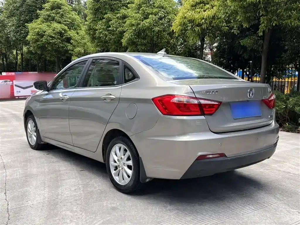 Yuexiang V7 2016 1.6L Manual Enjoyment Edition (National V Emission Standard) — миниатюра 9