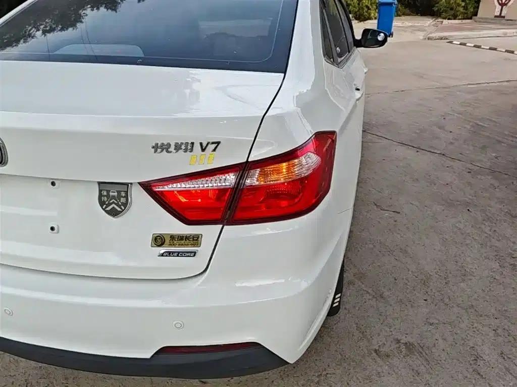 Yuexiang V7 2016 1.6L Automatic Enjoyment Edition (National V Emission Standard) — миниатюра 8