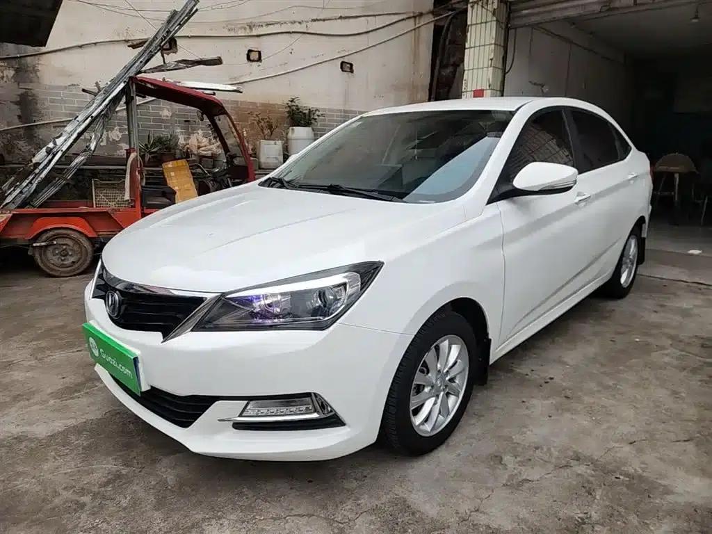 Yuexiang V7 2016 1.6L Manual Comfort Edition (National V Emission Standard) — миниатюра 2