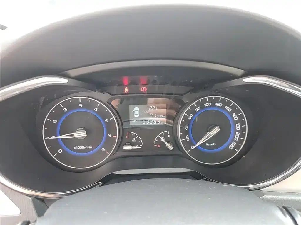 Yuexiang V7 2016 1.6L Manual Comfort Edition (National V Emission Standard) — миниатюра 12