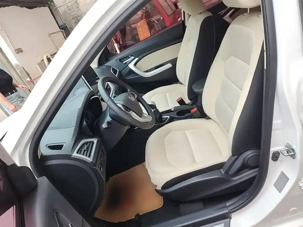 Yuexiang V7 2016 1.6L Manual Comfort Edition (National V Emission Standard) — миниатюра 15