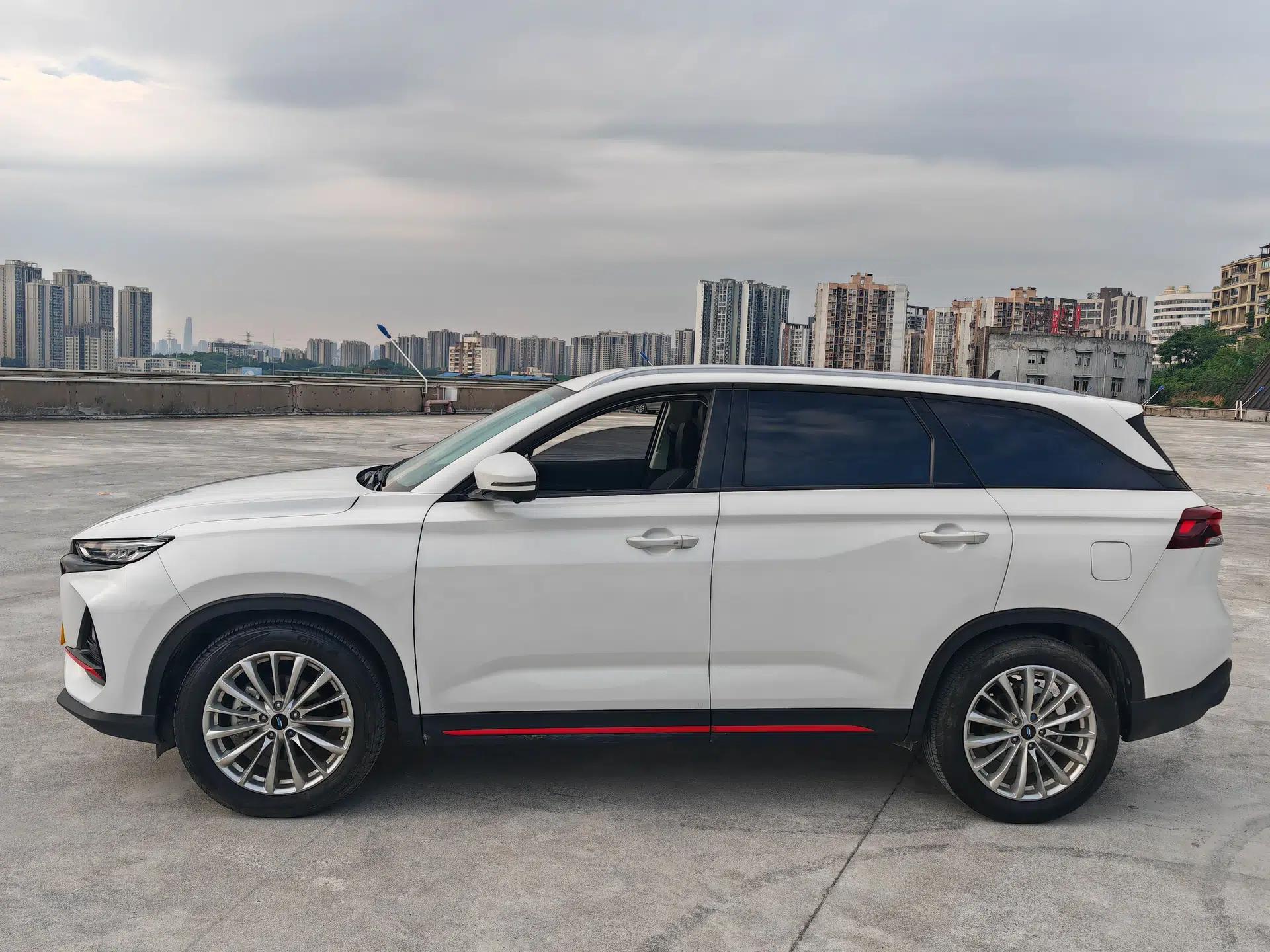 CHANGAN OSHAN X7 PLUS 2022 1.5T Blue Whale Edition Automatic Prestige Version — миниатюра 4