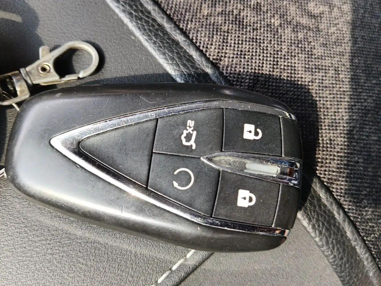 CHANGAN OSHAN X7 PLUS 2022 1.5T Blue Whale Edition Automatic Prestige Version — миниатюра 9