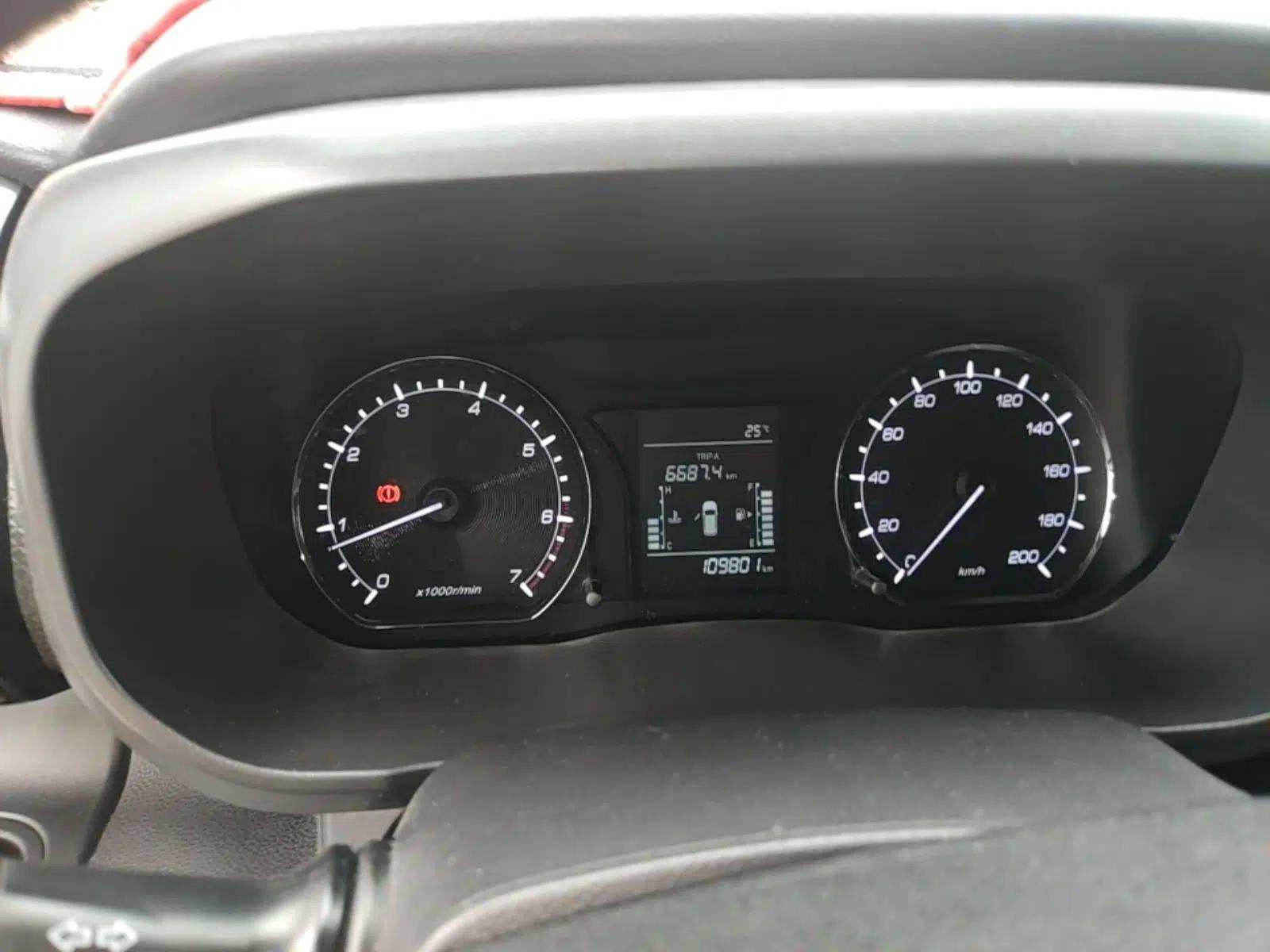CHANGAN OSHAN X70A 2018 1.5L Manual Base Version — миниатюра 12