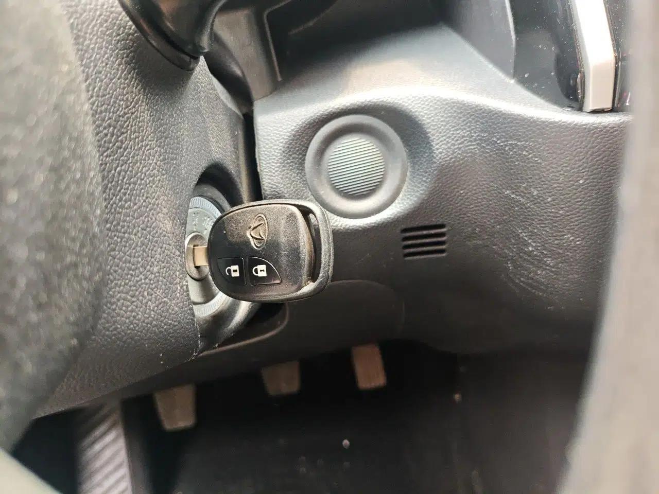 CHANGAN OSHAN X70A 2020 1.5L Manual Base Version — миниатюра 9
