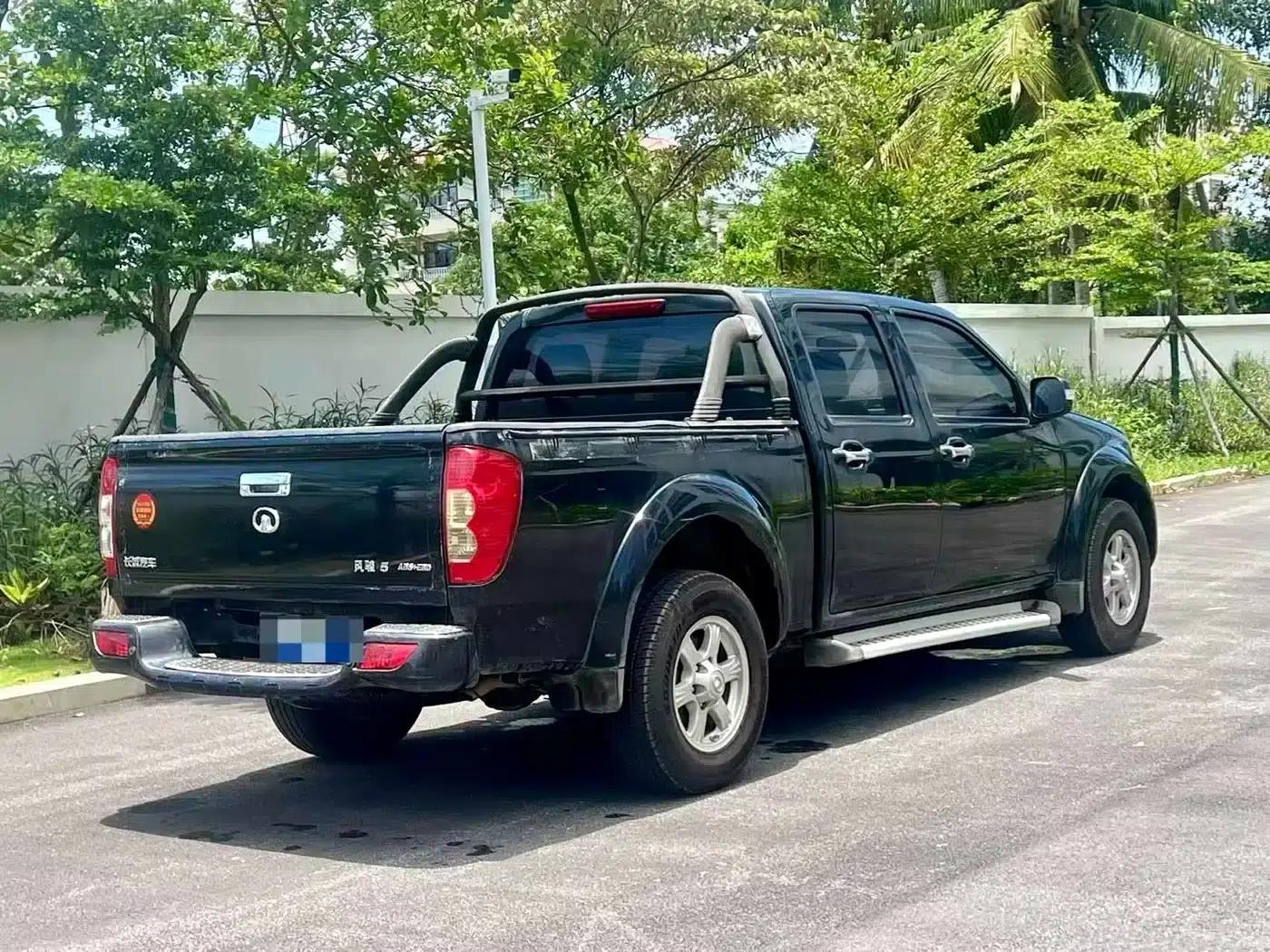Wingle 5 2017 2.0T European Edition Diesel 2WD Elite Small Double Cab GW4D20B — миниатюра 9