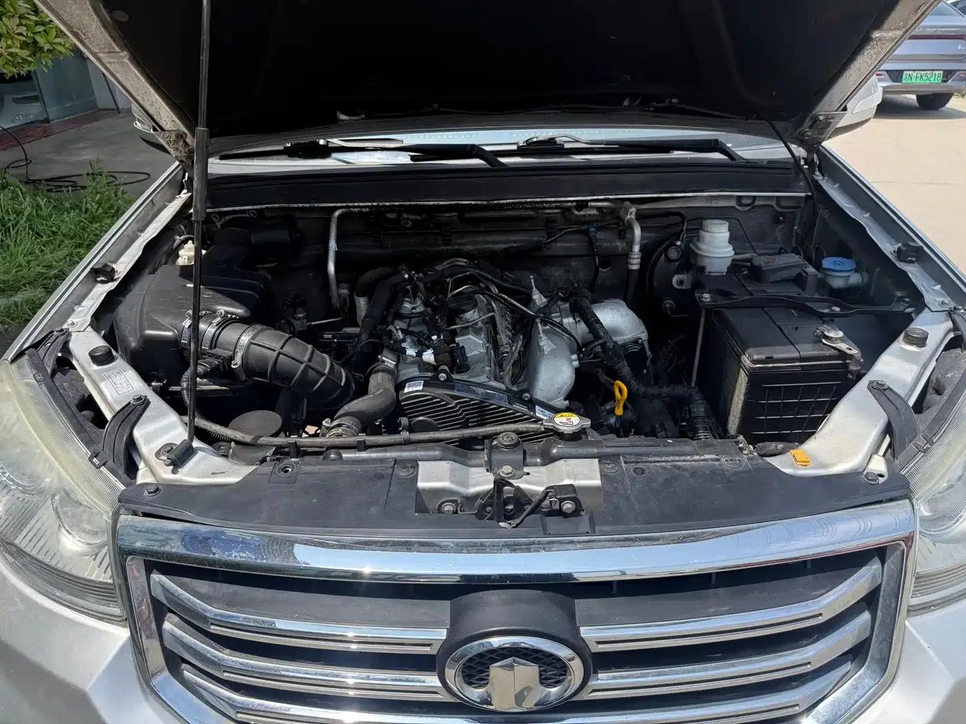 Wingle 5 2017 2.0T European Edition Diesel 2WD Entry-level Model with Large Double Cab GW4D20E — миниатюра 14
