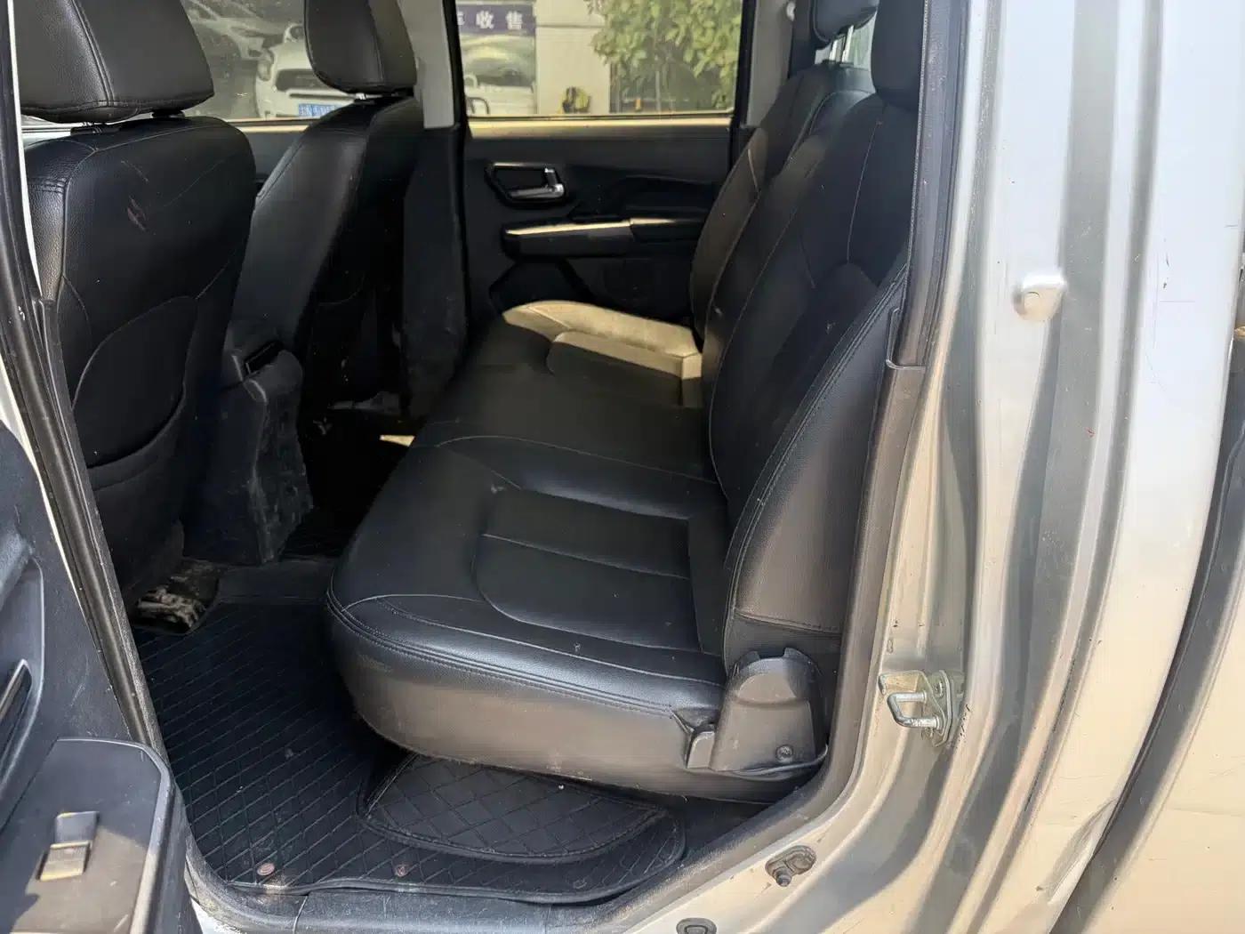 Wingle 5 2017 2.0T European Edition Diesel 2WD Entry-level Model with Large Double Cab GW4D20E — миниатюра 8