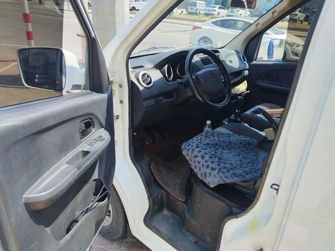 CHANGAN KAICHENG Ruixing M60 2023 1.6L CNG Comfort-Grade 6-Seater Passenger Vehicle — миниатюра 17