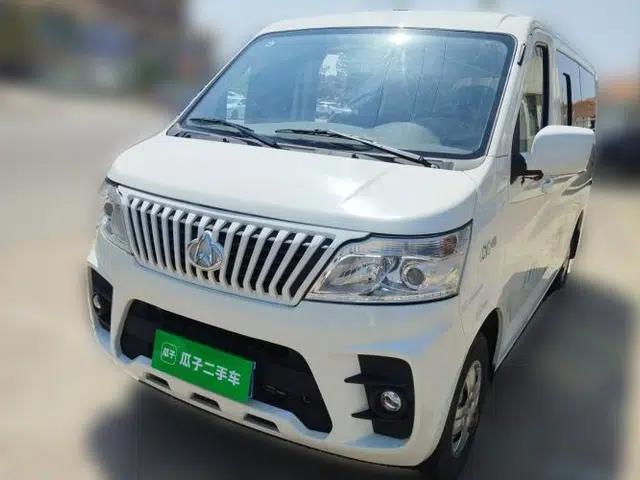 CHANGAN KAICHENG Ruixing M60 2023 1.6L CNG Comfort-Grade 6-Seater Passenger Vehicle