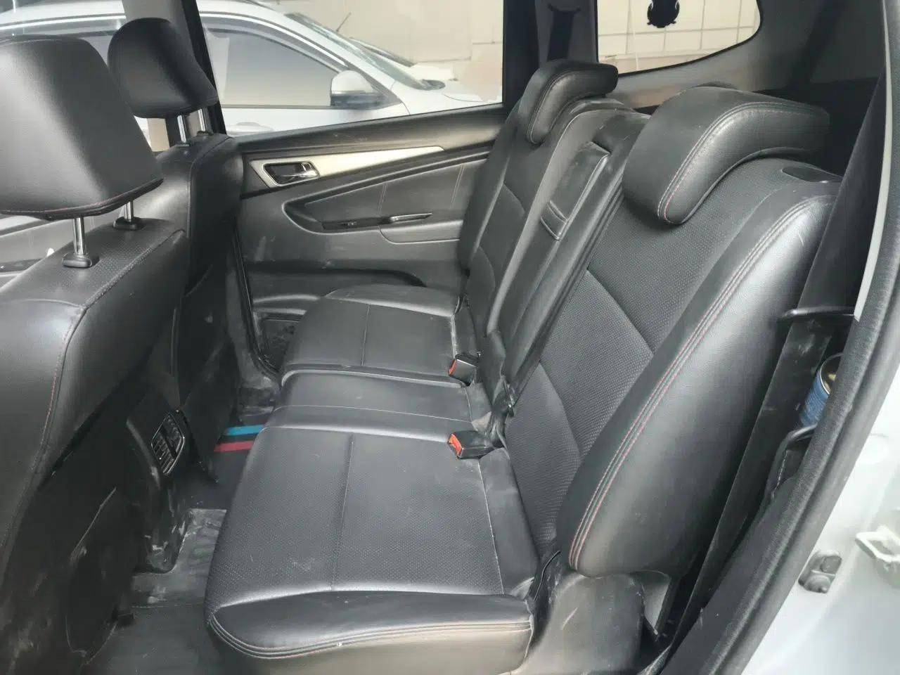 CHANGAN KAICHENG Oushang A600 2016 1.5L Manual Luxury 7-Seater — миниатюра 18