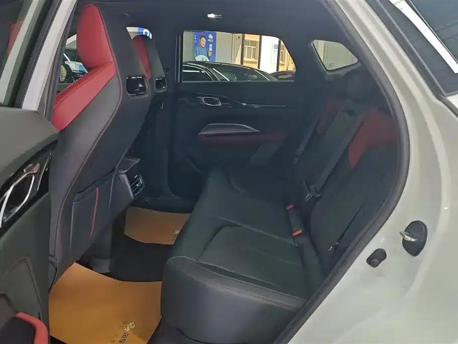 Changan Oushang Z6 2023 Blue Whale 1.5T DCT Smart Edition — миниатюра 11