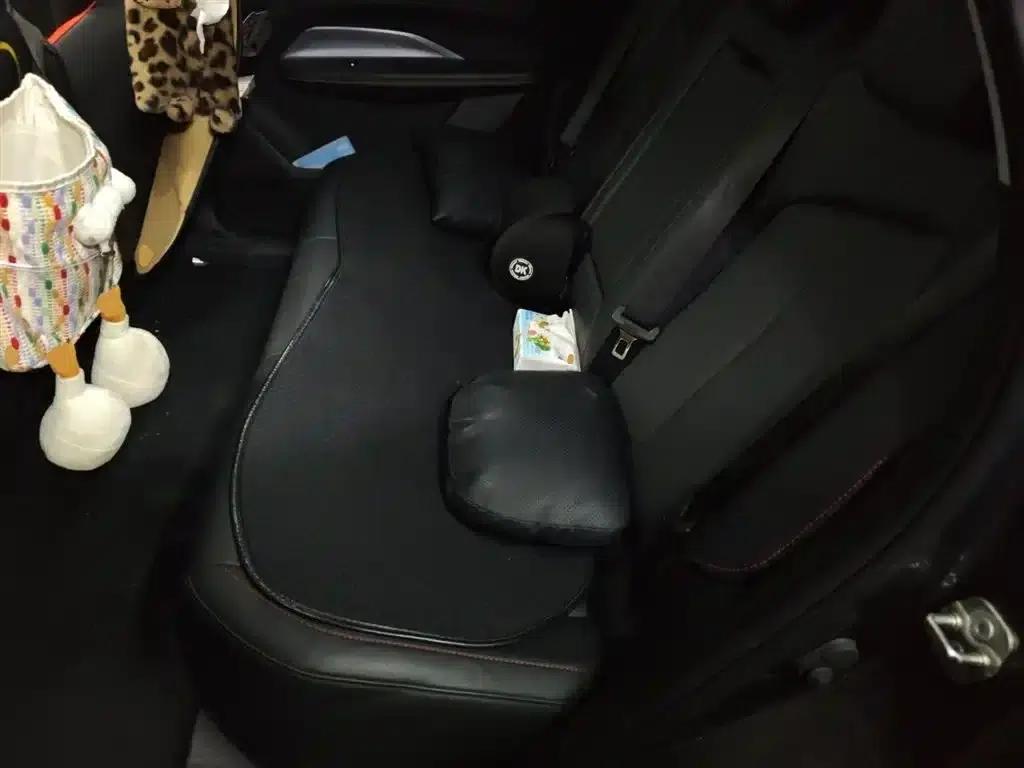 Changan Oushang Z6 2022 Blue Whale 1.5T DCT Smart City Edition — миниатюра 14