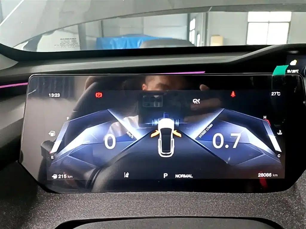 Changan Oushang Z6 2022 Blue Whale 1.5T DCT Smart Edition — миниатюра 12