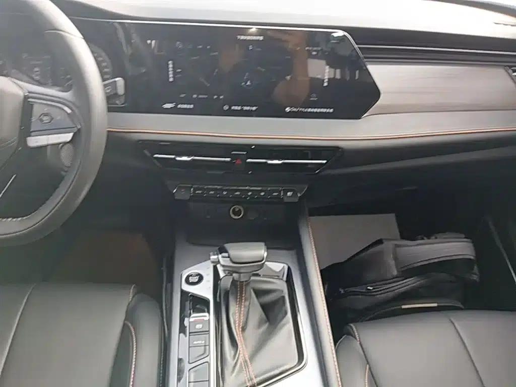 Changan Oushang X7 PLUS 2023 Enjoy Edition 1.5T Automatic Smart Enjoyment 7-Seater — миниатюра 13