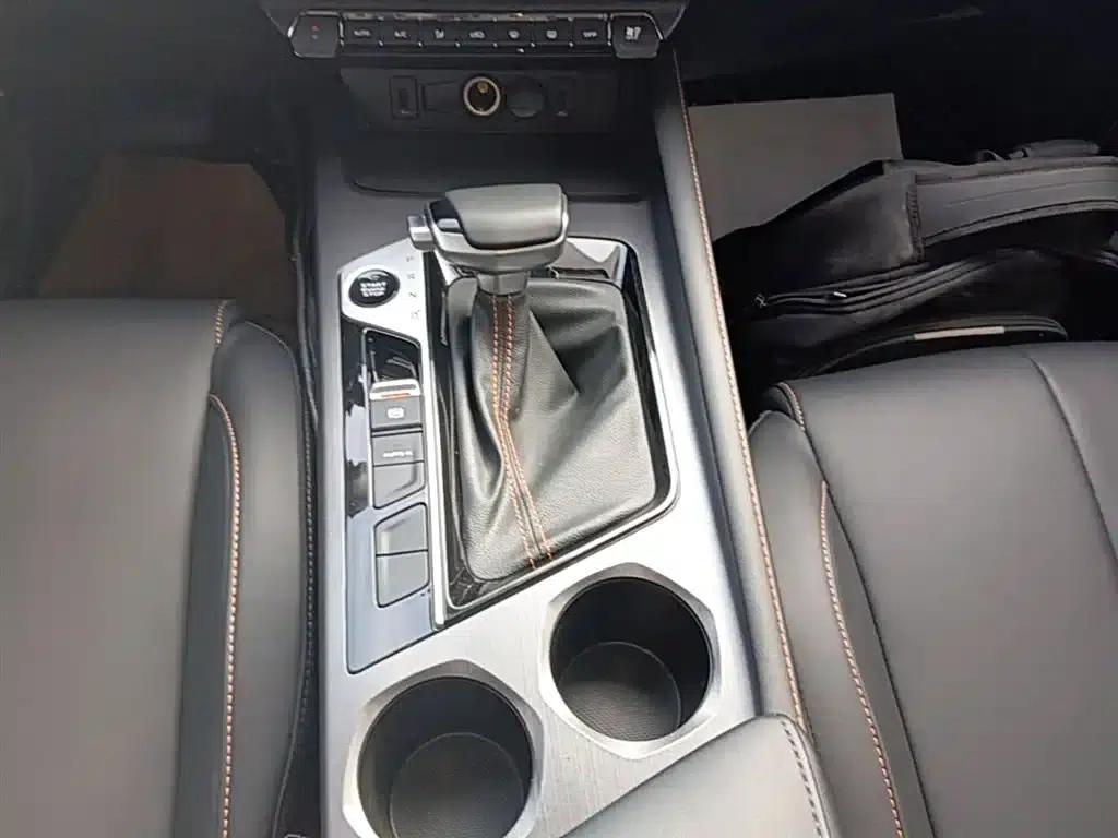 Changan Oushang X7 PLUS 2023 Enjoy Edition 1.5T Automatic Smart Enjoyment 7-Seater — миниатюра 14
