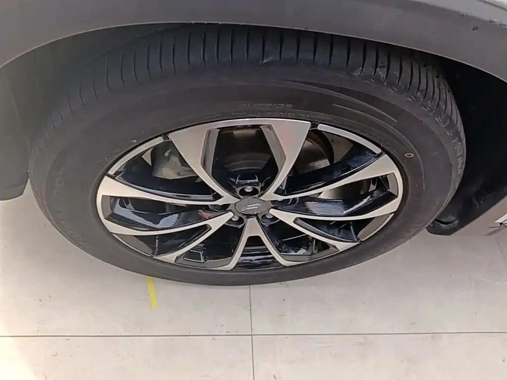 Changan Oushang X7 PLUS 2023 Enjoy Edition 1.5T Automatic Smart Enjoyment 7-Seater — миниатюра 23