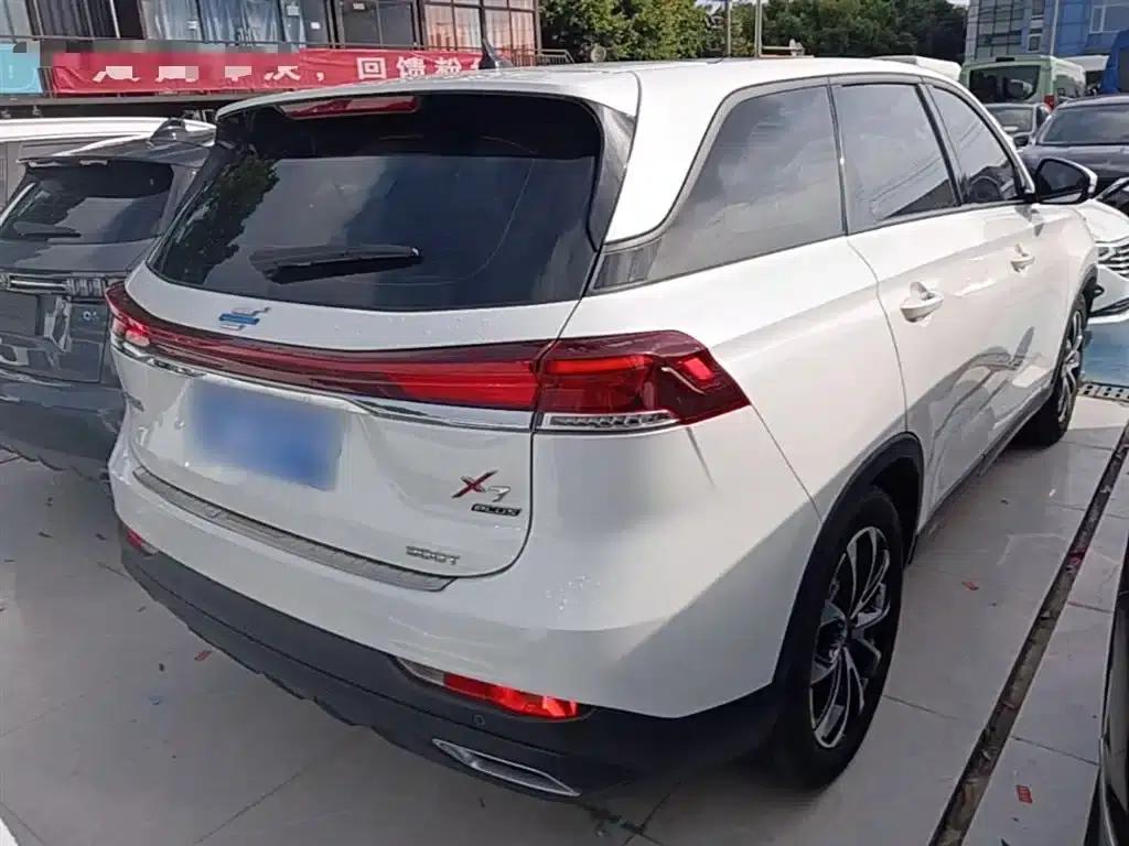 Changan Oushang X7 PLUS 2023 Enjoy Edition 1.5T Automatic Smart Enjoyment 7-Seater — миниатюра 7