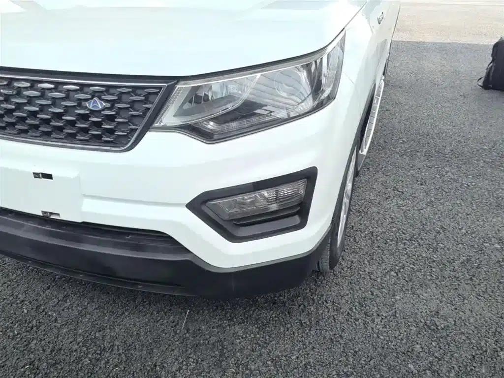 Changan Oushang CX70 2017 CX70T 1.5T Automatic Luxury Edition — миниатюра 24