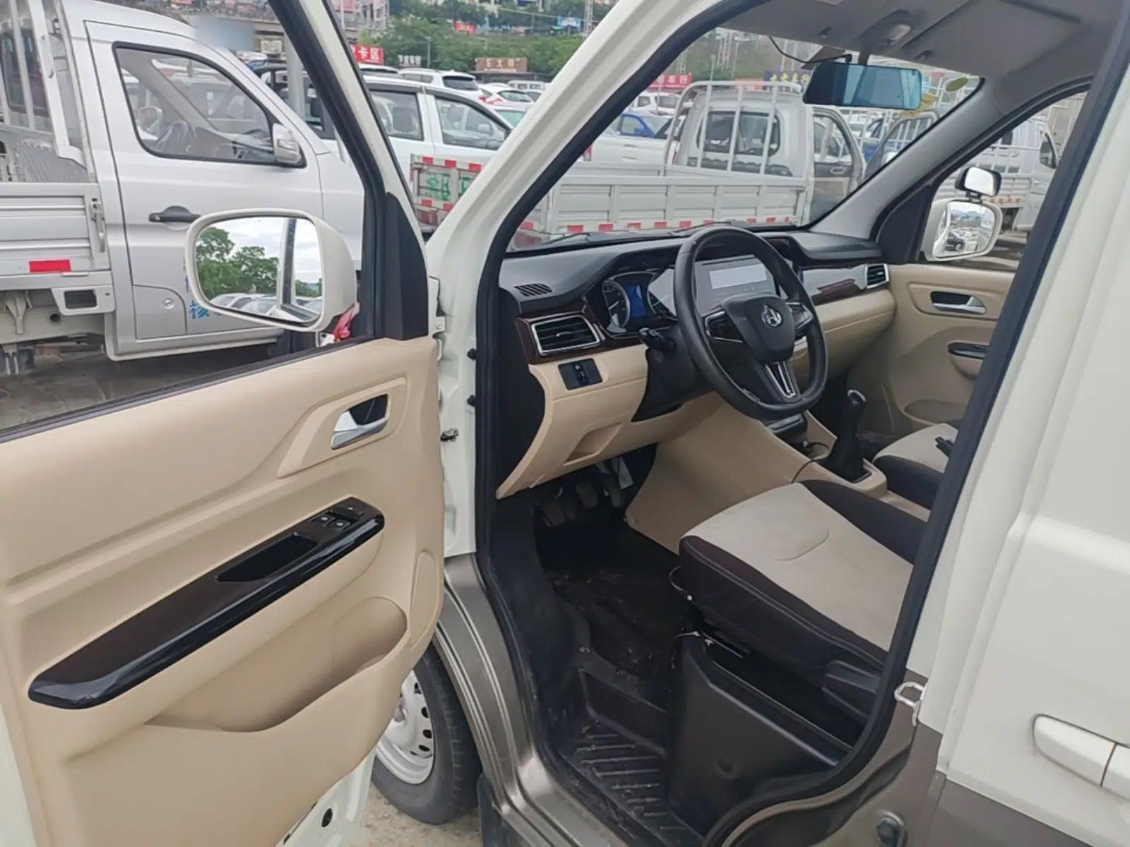 CHANGAN KUAYUE Xing V3 2022 1.5L Gasoline Comfort-Grade 5-Seater Minivan JL473QH — миниатюра 19