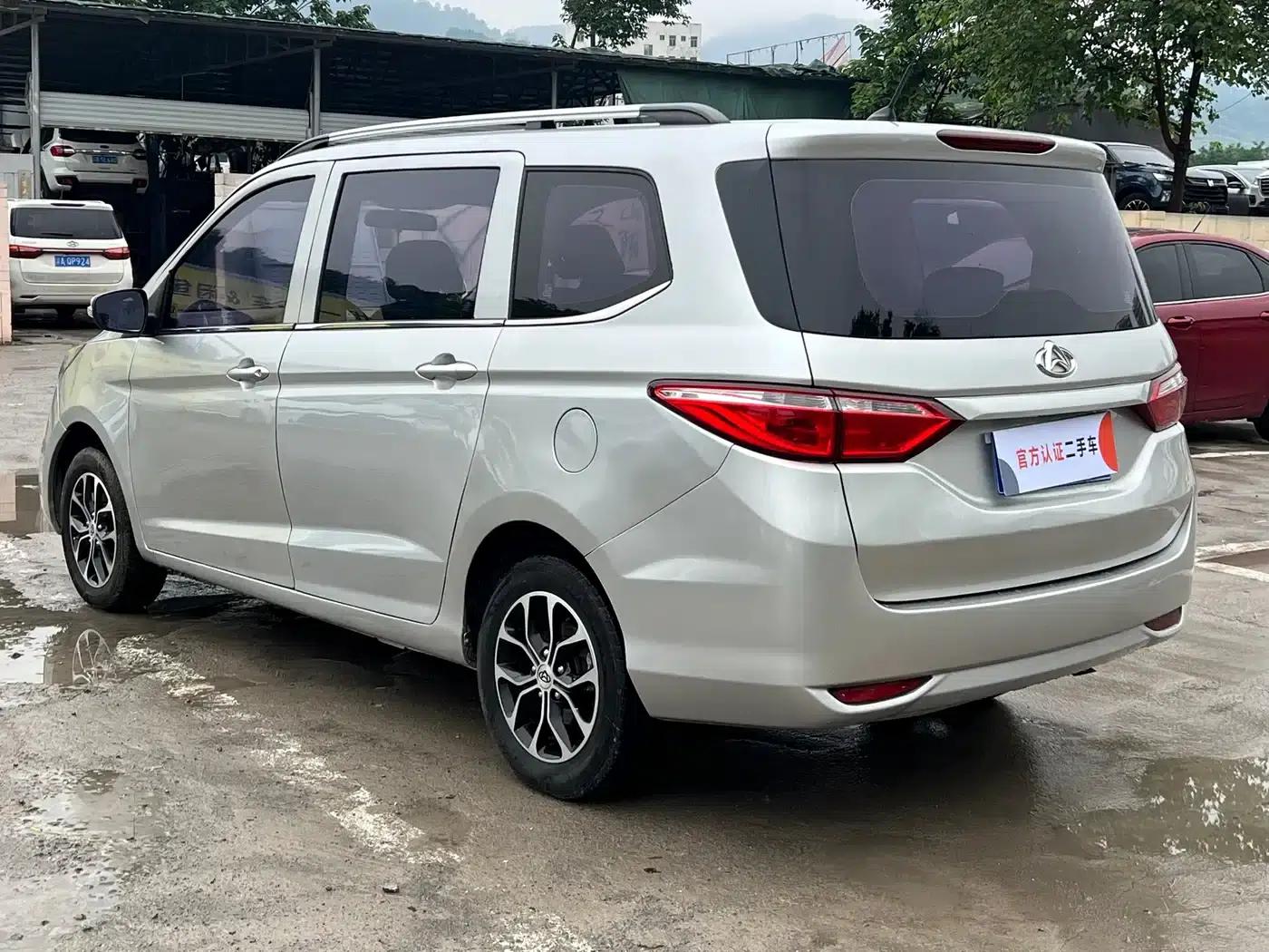 Changan Oushang A600 2017 1.5L Manual Standard Edition — миниатюра 4