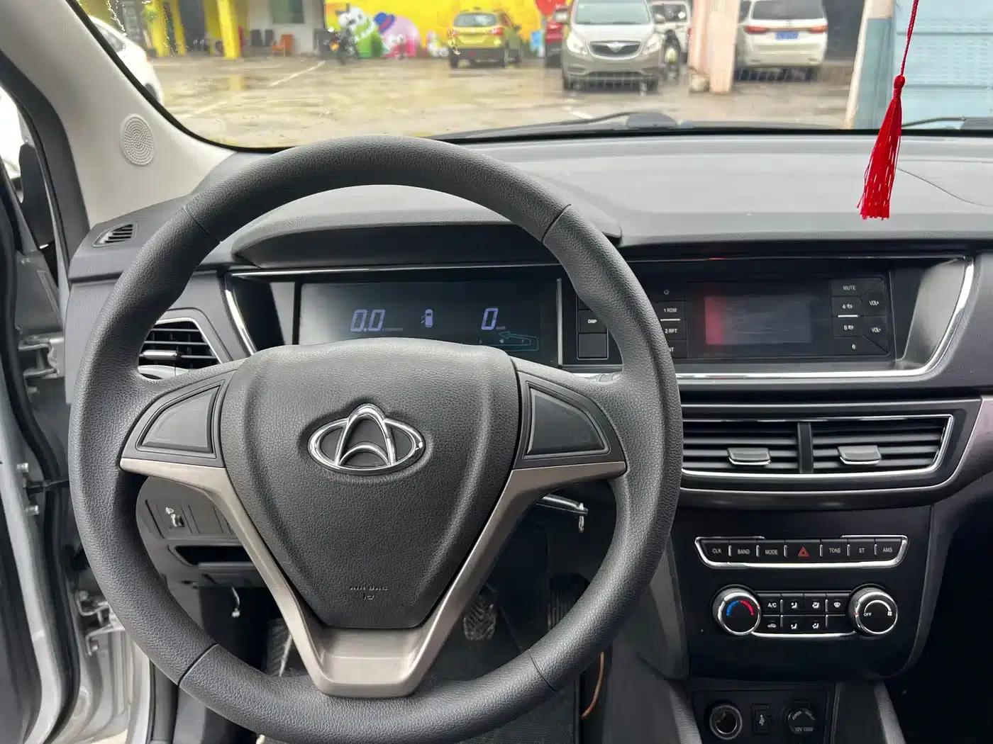 Changan Oushang A600 2017 1.5L Manual Standard Edition — миниатюра 9