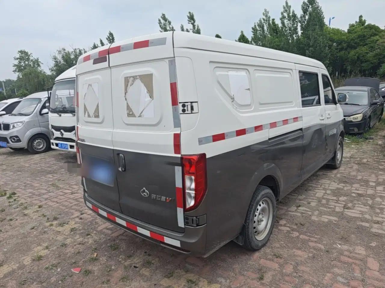 CHANGAN KUAYUE Xing V7 2022 1.6L Gasoline Comfort Version 5-Seater Dual-Door Design – DAM16KR — миниатюра 4