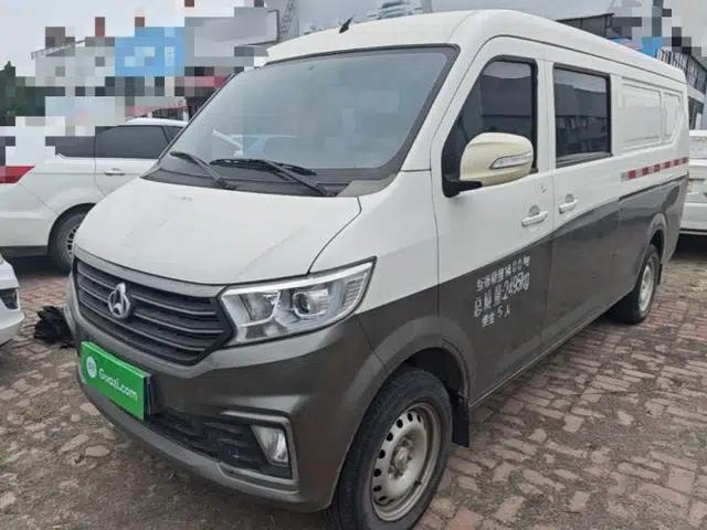 CHANGAN KUAYUE Xing V7 2022 1.6L Gasoline Comfort Version 5-Seater Dual-Door Design – DAM16KR