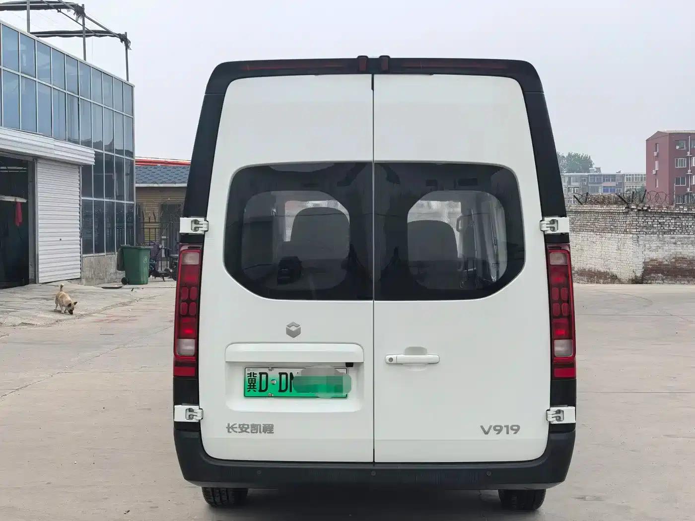 Changan Kaicheng V919 2025 Express Cabin, CATL 88kWh, Long Wheelbase, High Roof, Smart 6-Seat — миниатюра 4