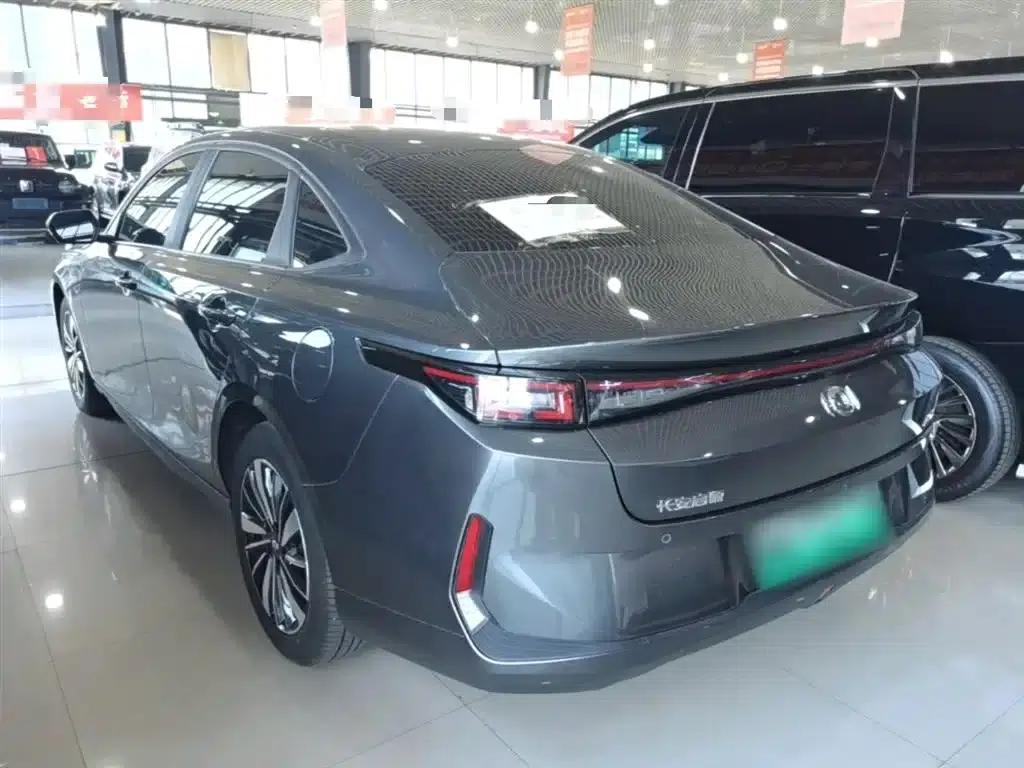Changan Qiyuan A05 2025 Model - Truly Delicious Edition 70 Superior Type — миниатюра 5