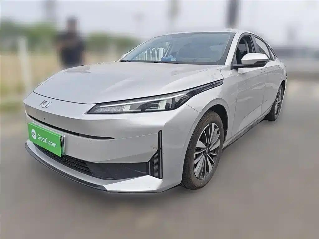 Changan Qiyuan A05 2024 Model - Truly Delicious Edition 70 Leading Type — миниатюра 2