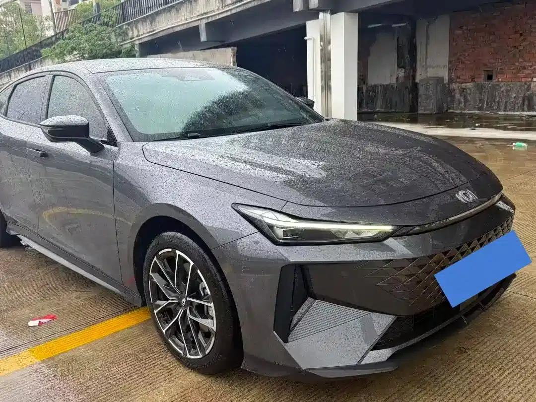 Changan Qiyuan A06 2023 Model 1.5L Automatic — миниатюра 3