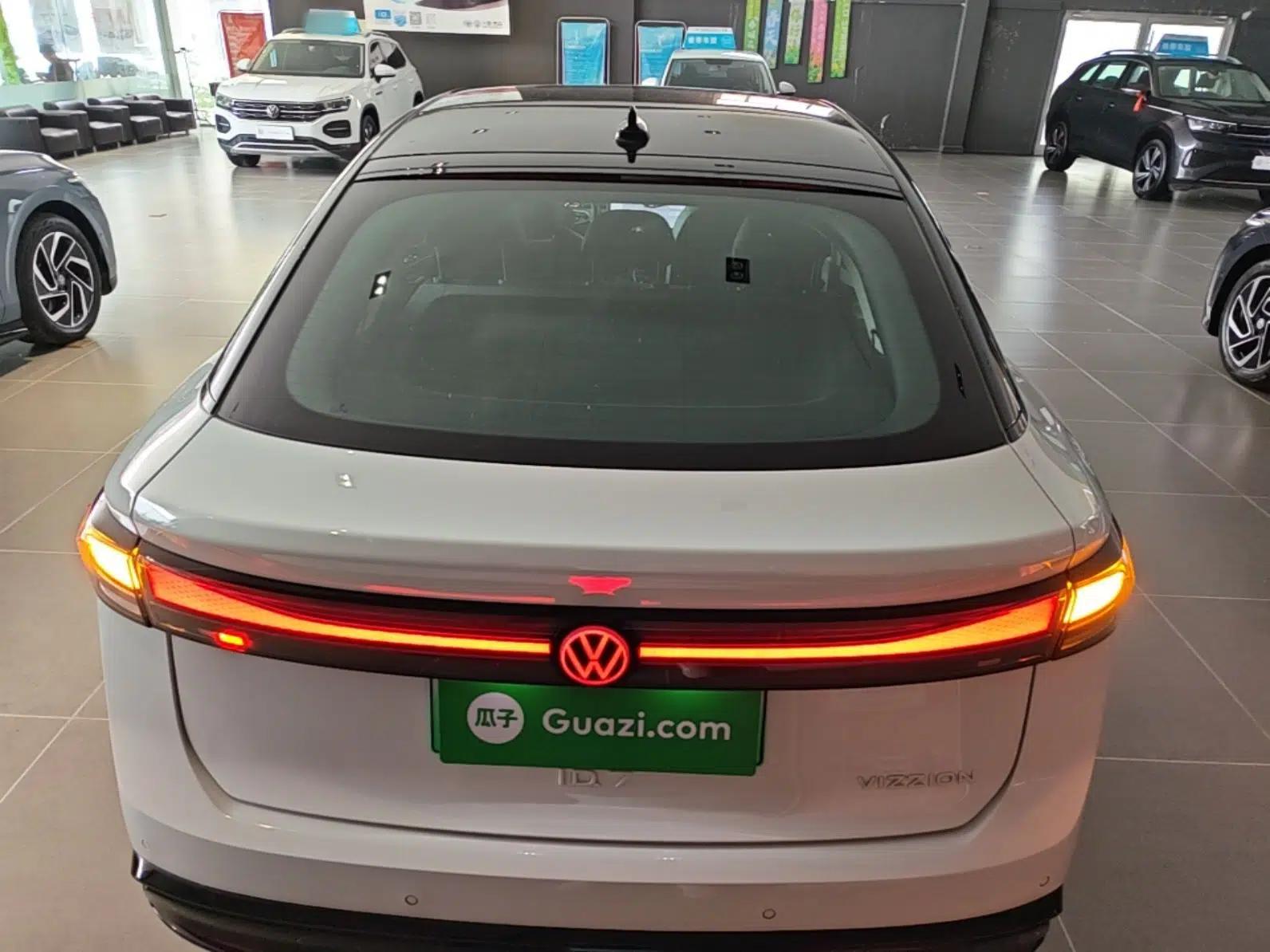 Volkswagen ID.7 VIZZION 2024 AIR model — миниатюра 5