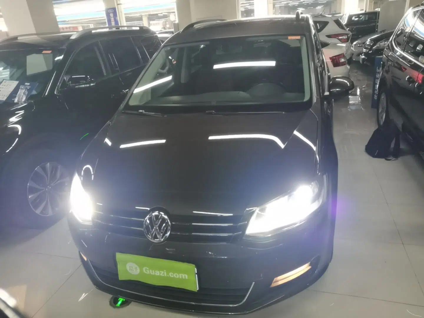 Volkswagen Sharan 2013 1.8TSI Standard Model — миниатюра 2