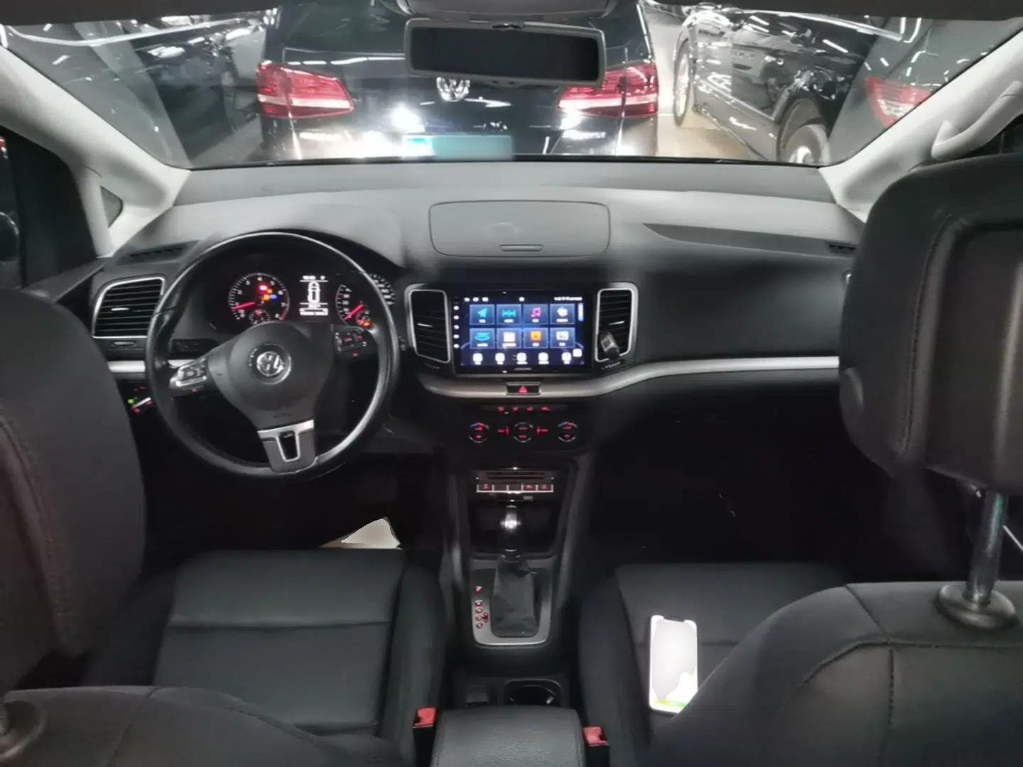 Volkswagen Sharan 2013 1.8TSI Standard Model — миниатюра 13
