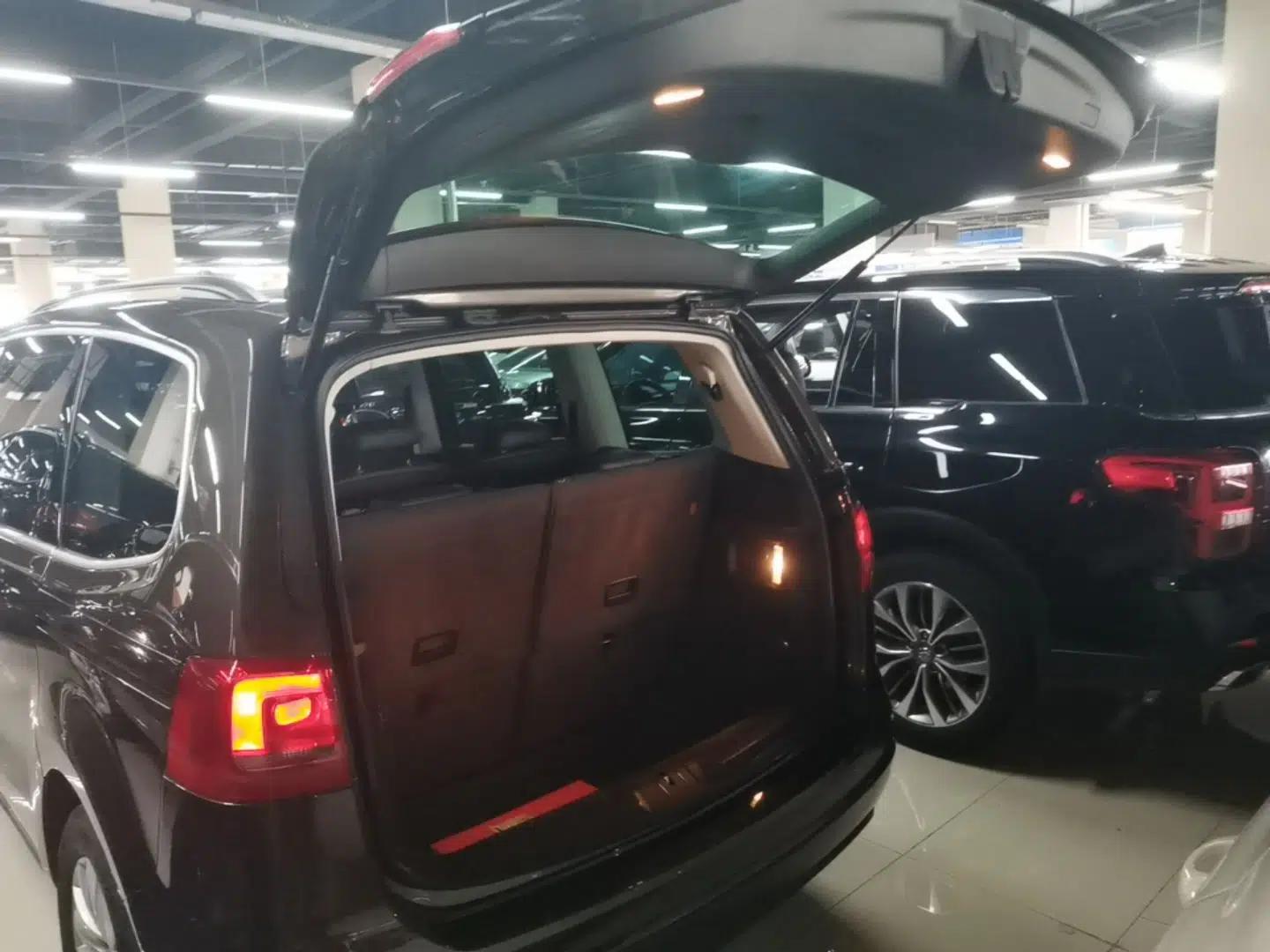 Volkswagen Sharan 2013 1.8TSI Standard Model — миниатюра 22